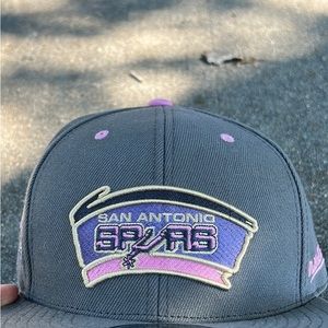 San Antonio Spurs Fitted Hat